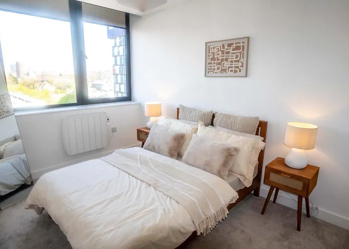 Stay Zeni Alexandra Rise Manchester Two Bed Flat